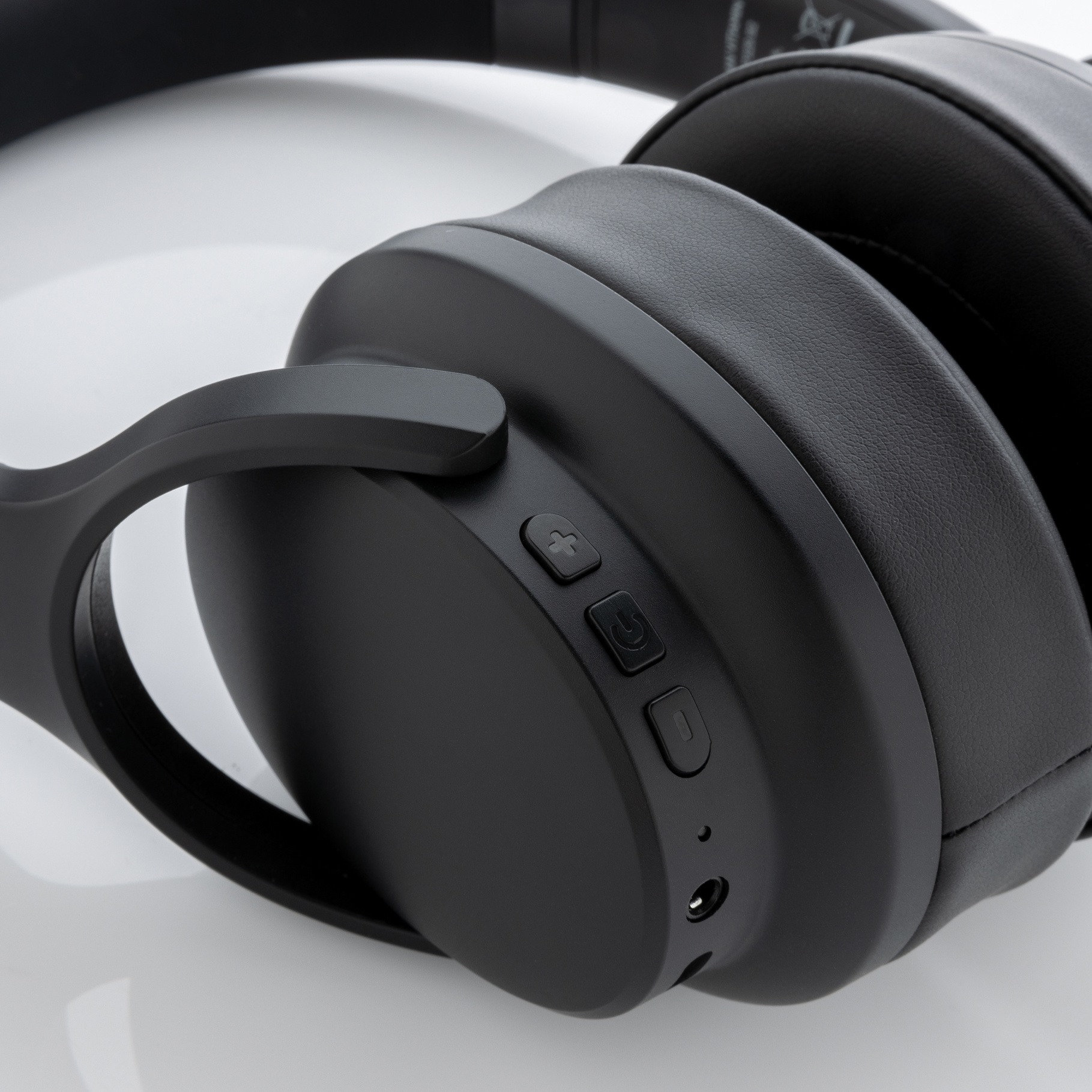 headphones headphones